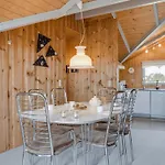펜션 Bryniulf - 1-8km From The Sea By Interhome *