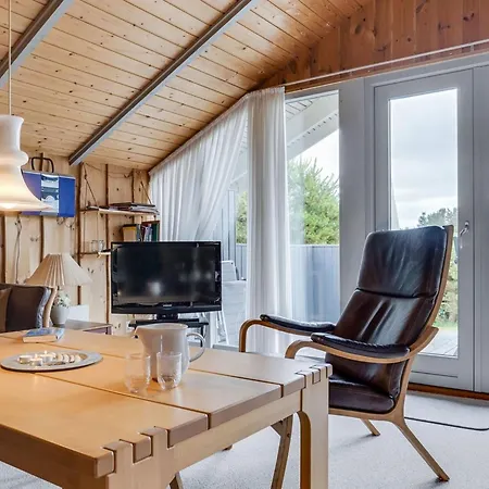 Bryniulf - 1-8km From The Sea By Interhome Bolilmark