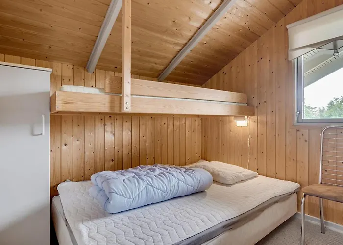 Bryniulf - 1-8km From The Sea By Interhome *