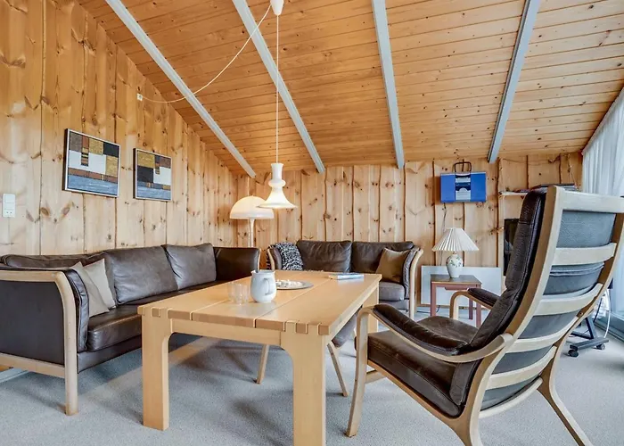 Bryniulf - 1-8km From The Sea By Interhome Bolilmark