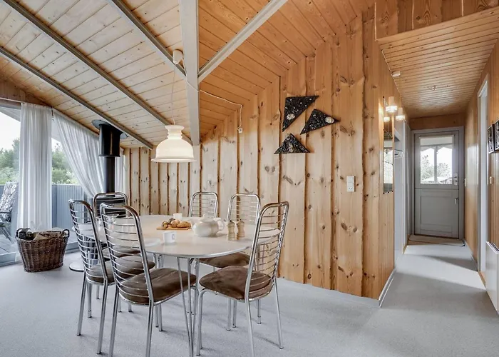 Bryniulf - 1-8km From The Sea By Interhome Bolilmark